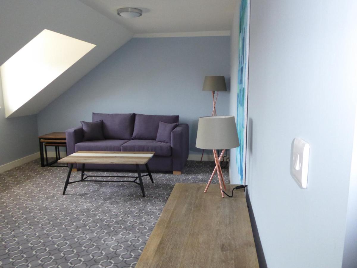 Rooms@73 Waterlooville Extérieur photo